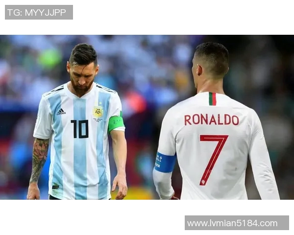 足球明星的世代交替与各代球员的辉煌成就分析